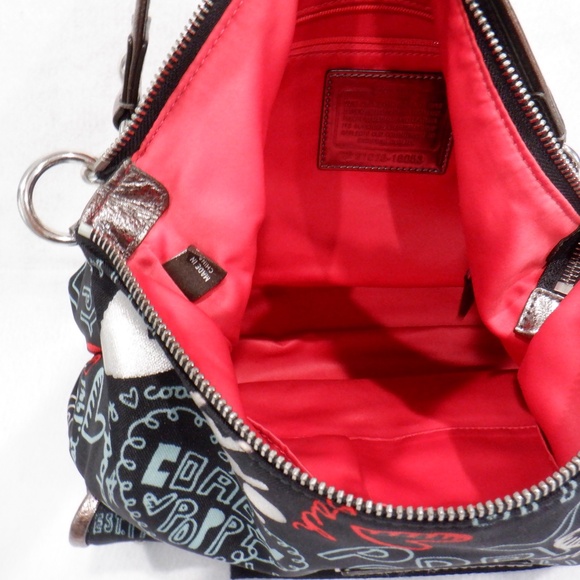 COACH Poppy Graffiti Hobo - Picture 10 of 16